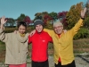 Meine Gastgeber Maiko und Michitaka in Toyoura vor der bunten Herbstlandschaft