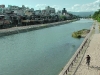 Der Kamogawa (鴨川) Entenfluss in Kyoto