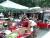 Markt vor dem Glockenturm des Ōsu Kannon